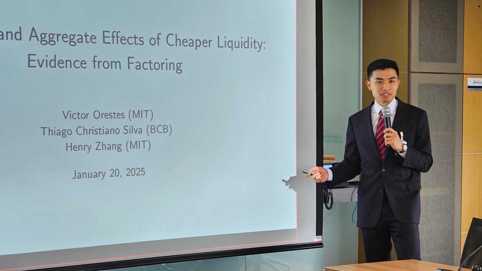 Firm-Level and Aggregate Effects of Cheaper Liquidity: Evidence from Factoring