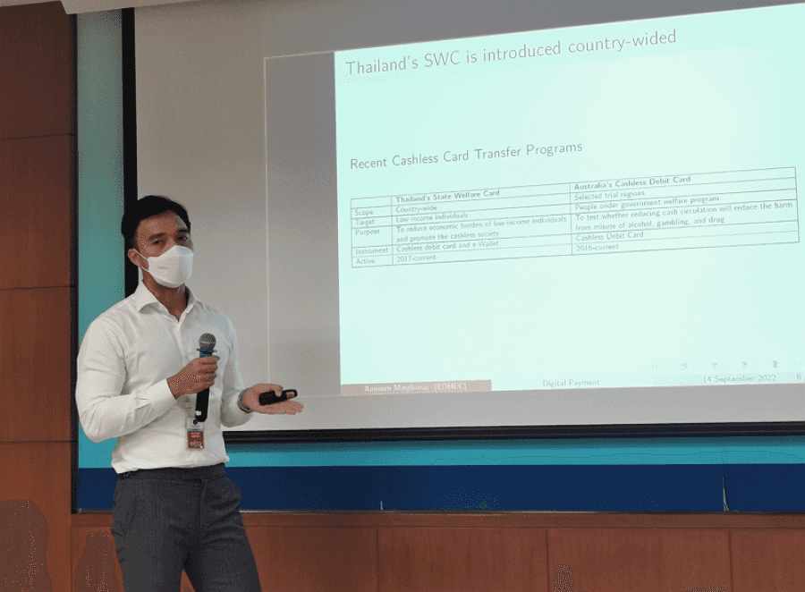 Digital Payment, Heterogeneous Households, and Financial Inclusion