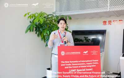 คุณเจตวัฒน์ ภัทรรังรอง บรรยายในหัวข้อ “Trade Diversion, Supply-Chain Reconfiguration, and Rerouting During the U.S.–China Trade War