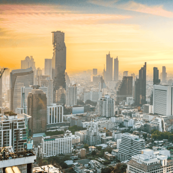 ธนาคารหรือตลาดทุน? บทเรียนจาก COVID-19 ต่อการจัดหาเงินทุนในตลาดคอนโดไทย